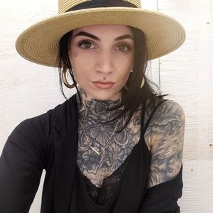 Meet your Posher, Alyxx